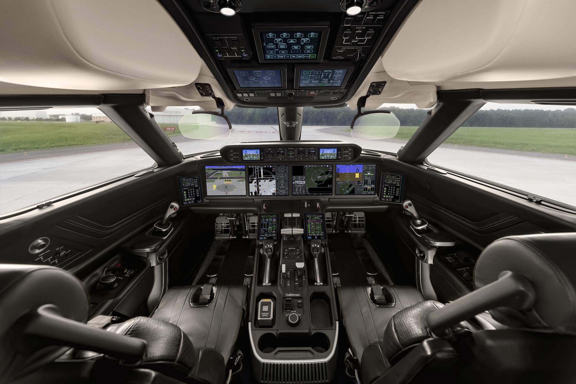 Gulfstream Announces More than 100 Customer Pilots Earn Type Rating for All-New G700