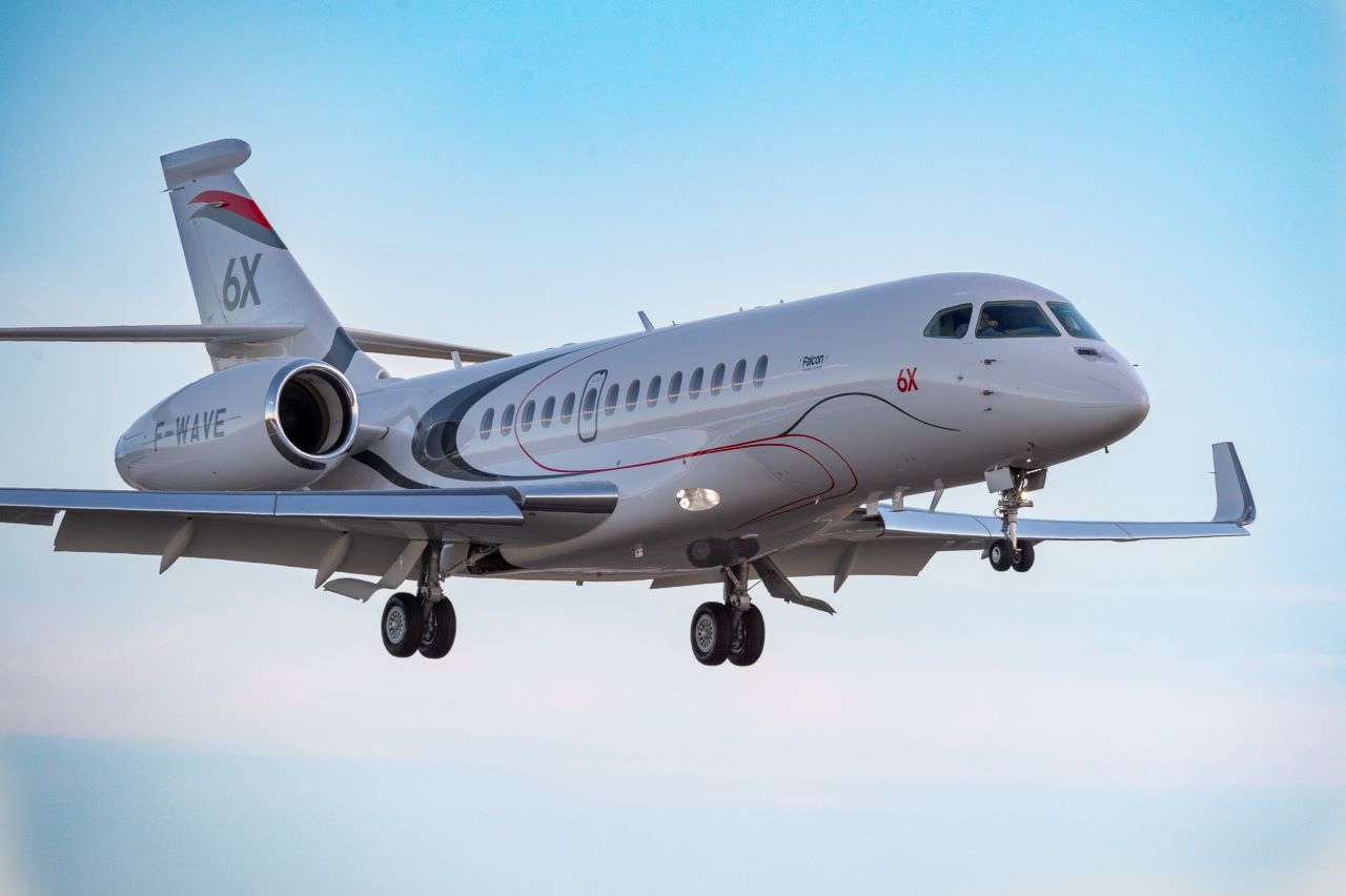 Dassault Falcon 6X Debuts at Singapore Air Show