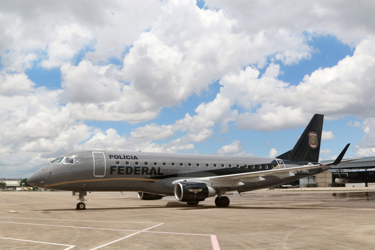 Brazil's Federal Police receive Embraer's E175 jet