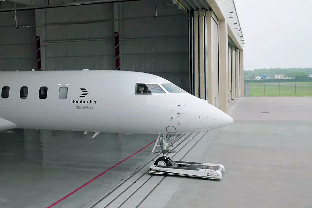 Bombardier celebrates 200th delivery of its industry-defining Global 7500 aircraft