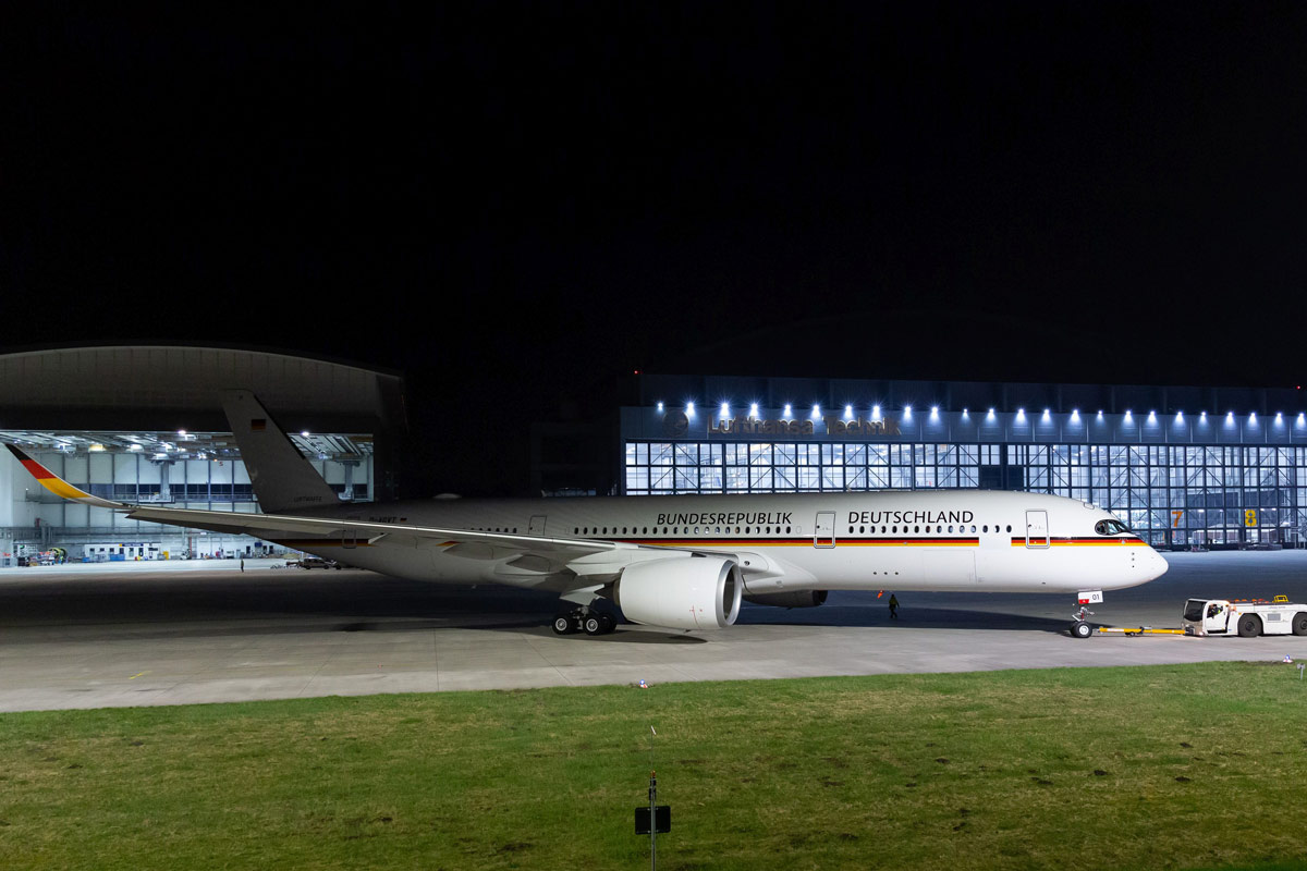 Second Airbus A350 of the German Air Force to receive its interior in Hamburg