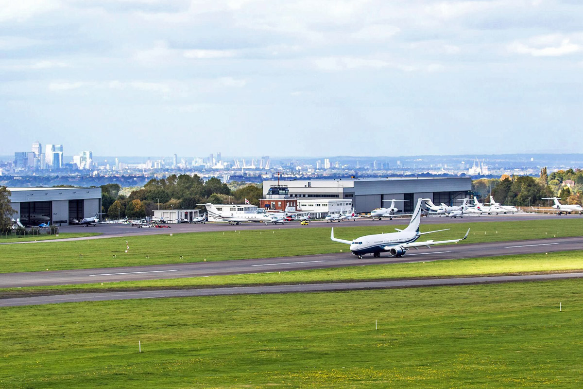 London Biggin Hill approved entry point for red-list countries